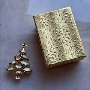 Vintage 1970's Christmas Tree Brooch
